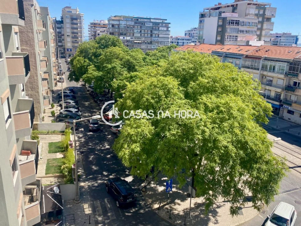 Apartamento T1 para Arrendamento em Almada, Cova da Piedade, Pragal e Cacilhas Foto 17