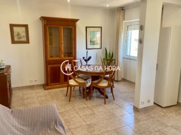 Apartamento T1 para Arrendamento em Almada, Cova da Piedade, Pragal e Cacilhas
