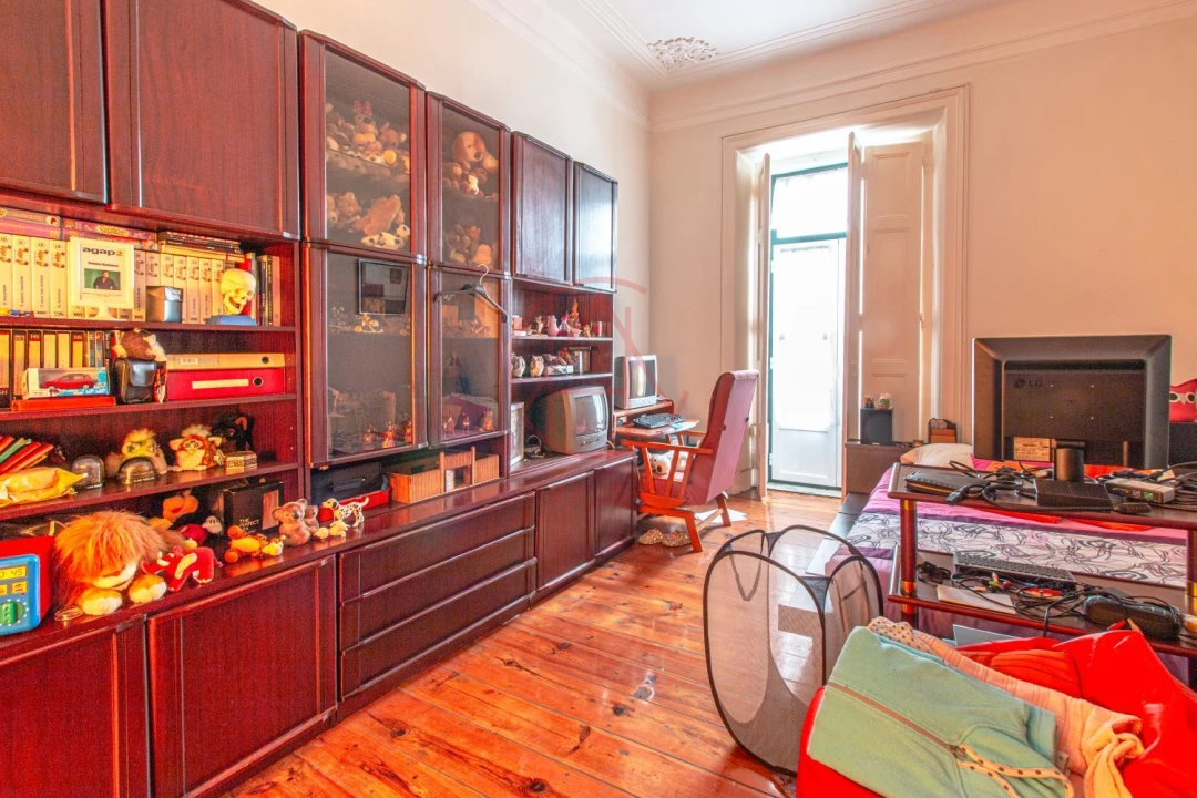 Apartamento T2 para Venda em Arroios Foto 11