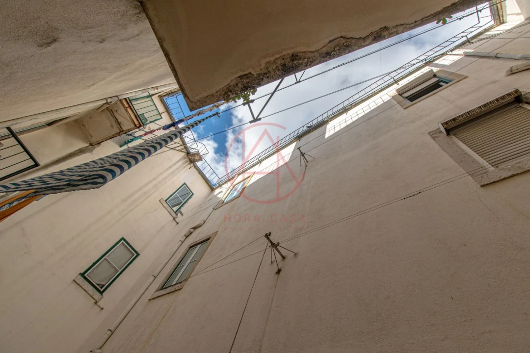 Apartamento T2 para Venda em Arroios Foto 32