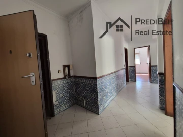 Apartamento T2 para Venda em Rio de Mouro