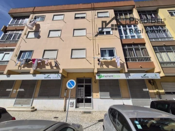 Apartamento T2 para Venda em Rio de Mouro