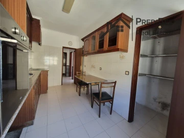 Apartamento T2 para Venda em Rio de Mouro