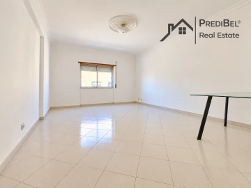 Apartamento T2 para Venda em Rio de Mouro