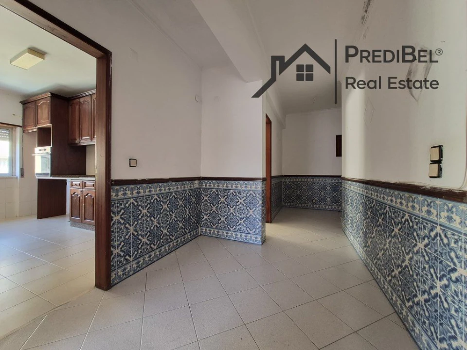 Apartamento T2 para Venda em Rio de Mouro Foto 8