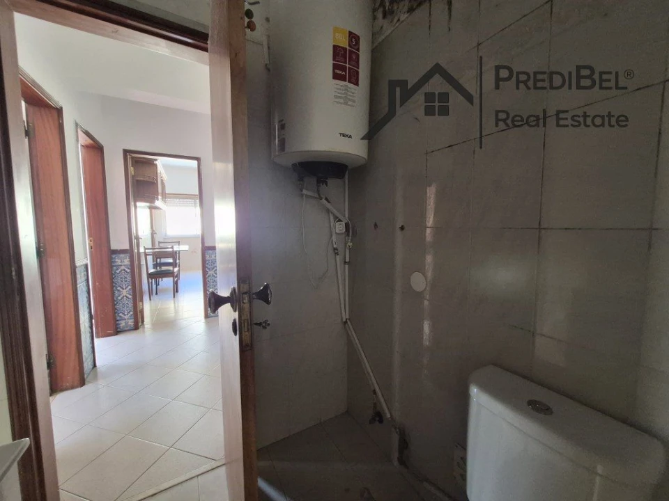 Apartamento T2 para Venda em Rio de Mouro Foto 13