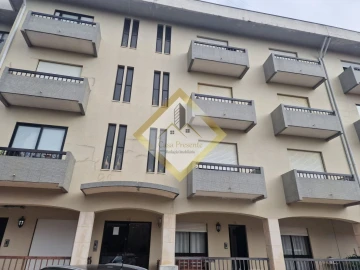 Apartamento T3 para Venda em Paços de Brandão
