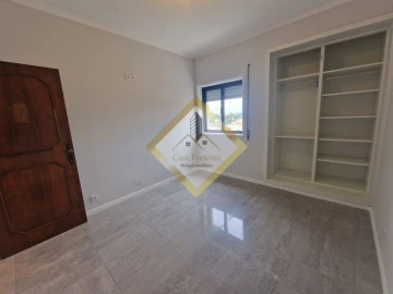Apartamento T3 para Venda em Paços de Brandão