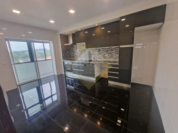 Apartamento T3 para Venda em Paços de Brandão