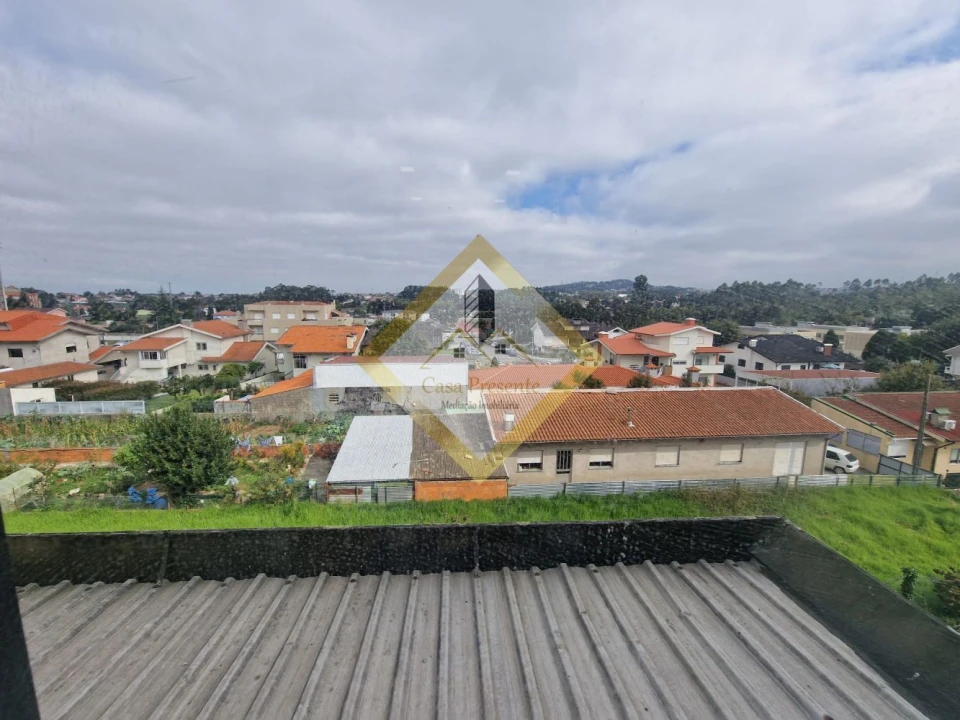 Apartamento T3 para Venda em Paços de Brandão Foto 24