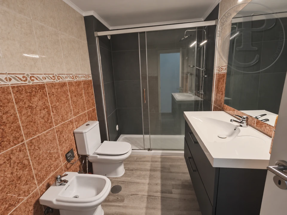 Apartamento T3 para Venda em Quinta do Conde Foto 14