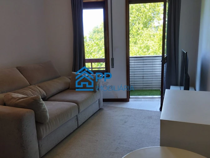 Apartamento T1 para Arrendamento em Cedofeita, Santo Ildefonso, Sé, Miragaia, São Nicolau e Vitória Foto 2