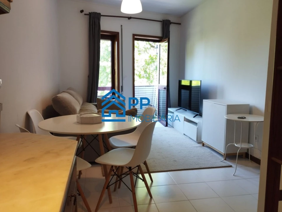 Apartamento T1 para Arrendamento em Cedofeita, Santo Ildefonso, Sé, Miragaia, São Nicolau e Vitória Foto 6