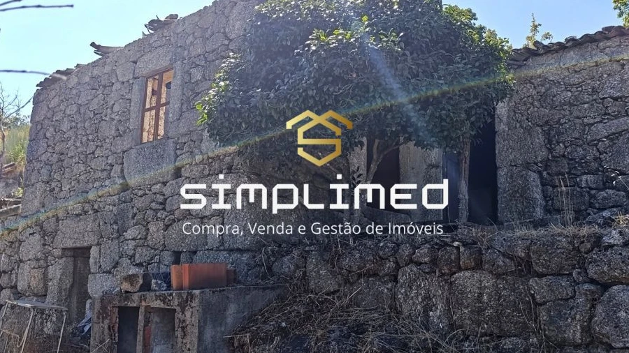 Quinta T0 para Venda em Orjais