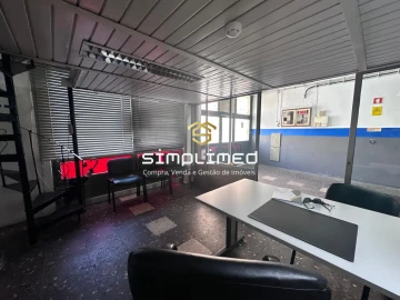 Loja para Venda em Alto do Seixalinho, Santo André e Verderena