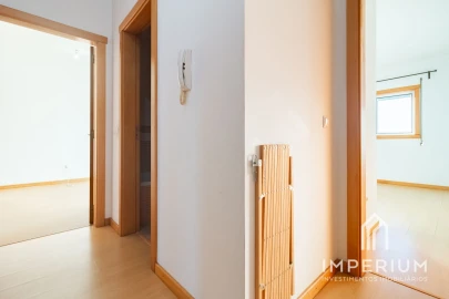 Moradia T4 para Venda em Esgueira
