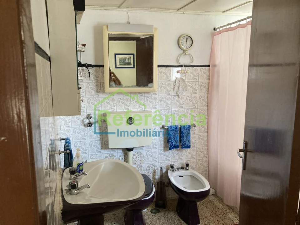 Moradia T4 para Venda em Santa Maria Maior Foto 17