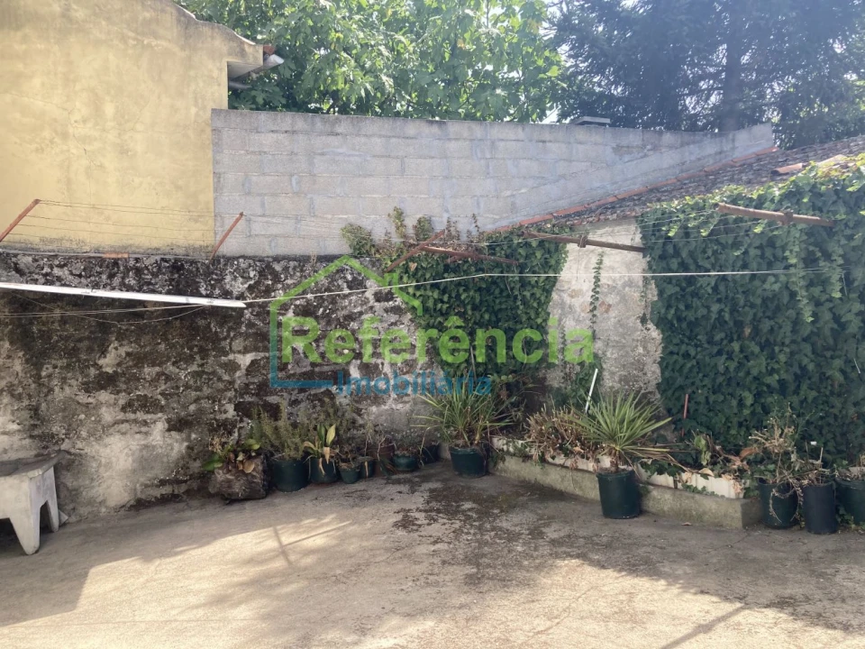 Moradia T4 para Venda em Santa Maria Maior Foto 4