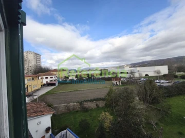 Apartamento T1 para Venda em Santa Maria Maior