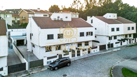 Apartamento T3 para Venda em Lobão, Gião, Louredo e Guisande