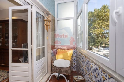 Apartamento T3 para Venda em Benfica
