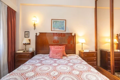 Apartamento T3 para Venda em Benfica