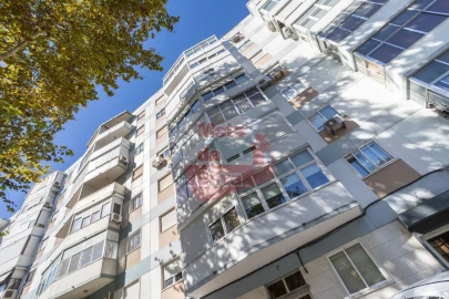 Apartamento T3 para Venda em Benfica