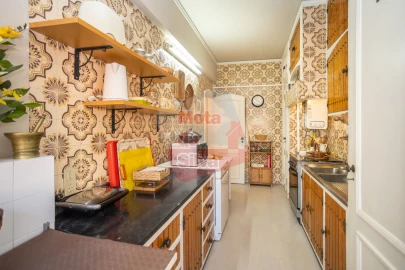 Apartamento T3 para Venda em Benfica