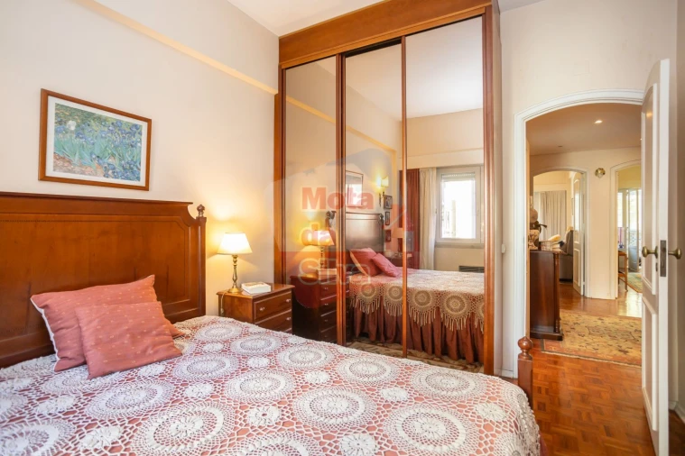 Apartamento T3 para Venda em Benfica Foto 15
