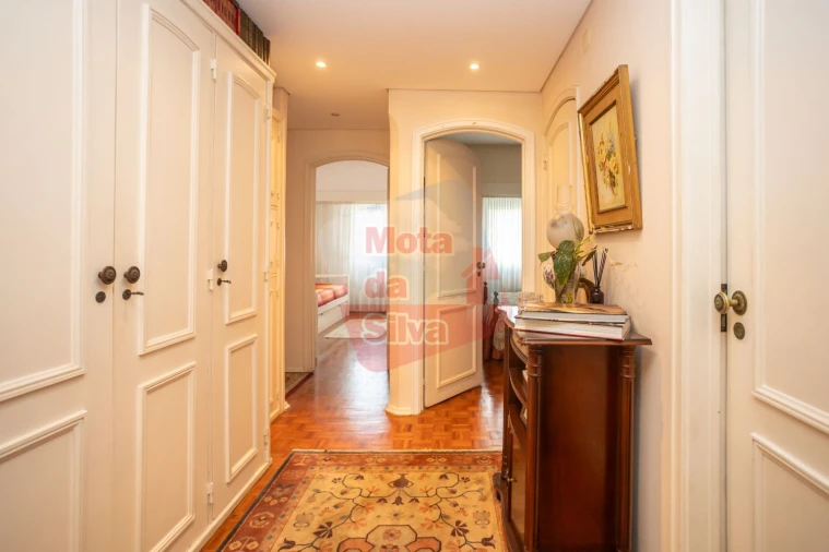 Apartamento T3 para Venda em Benfica Foto 19