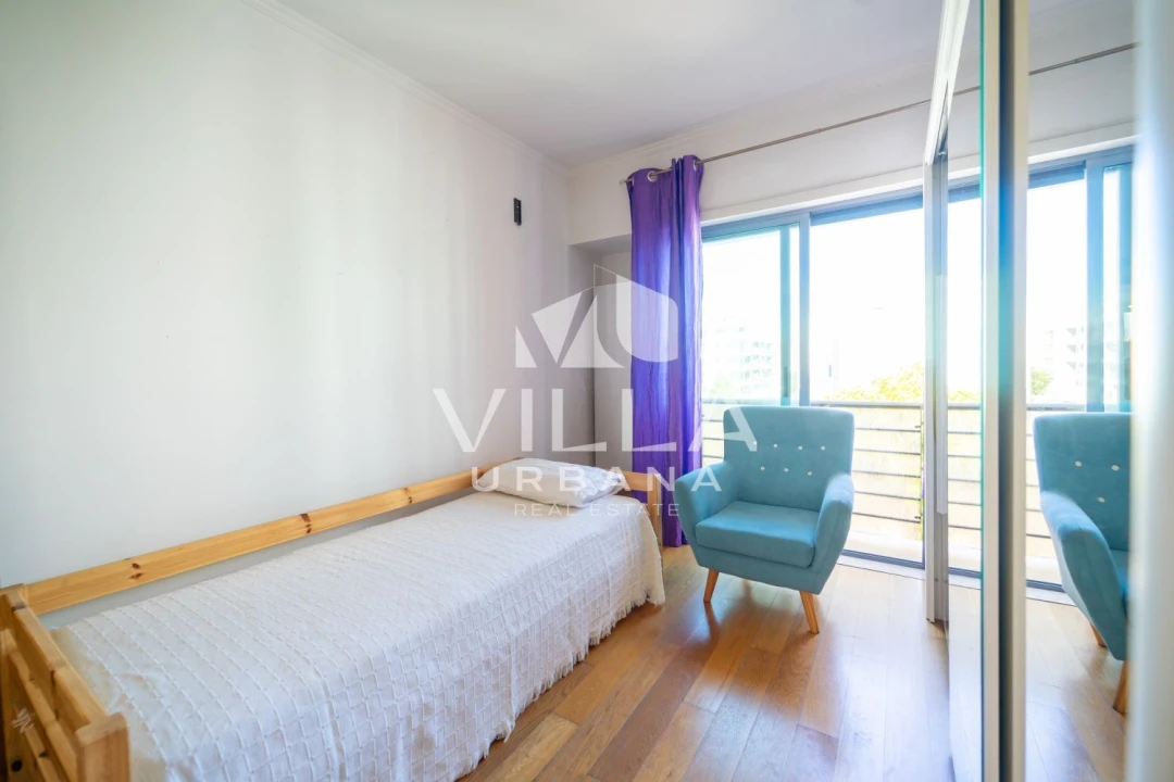 Apartamento T2 para Venda em Costa da Caparica Foto 7