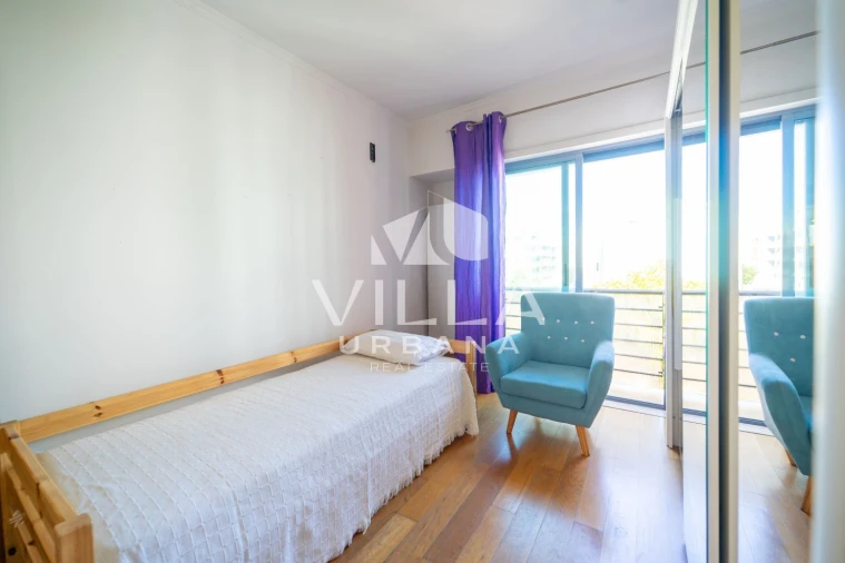 Apartamento T2 para Venda em Costa da Caparica Foto 7