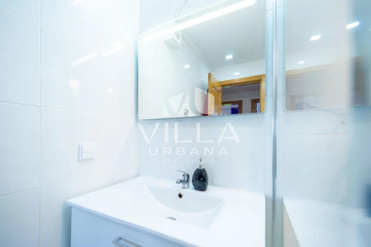 Apartamento T2 para Venda em Costa da Caparica Foto 17