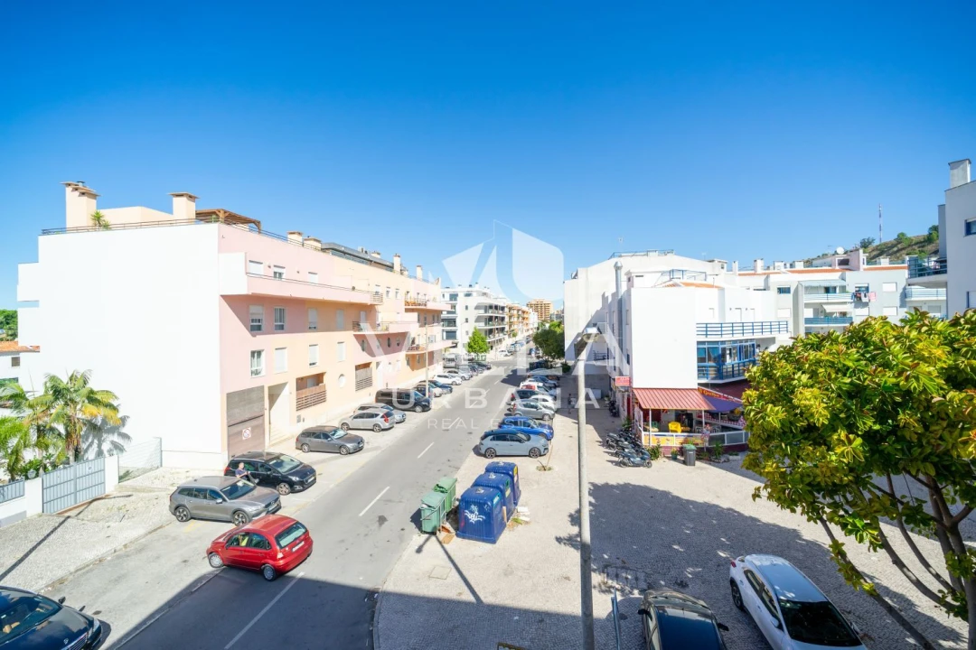 Apartamento T2 para Venda em Costa da Caparica Foto 32