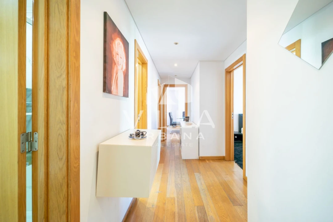 Apartamento T2 para Venda em Costa da Caparica Foto 4