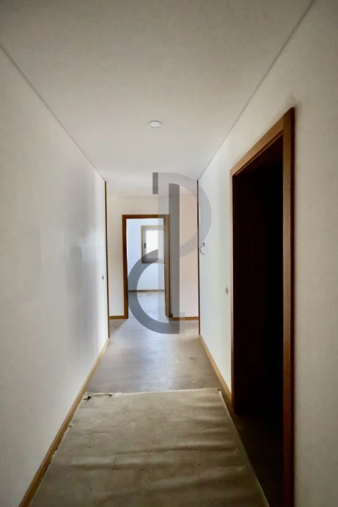 Apartamento T2 para Venda em Nogueira da Regedoura