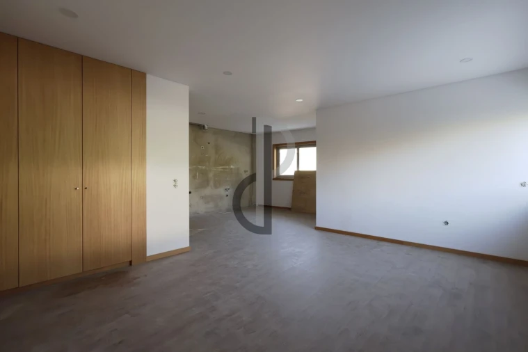 Apartamento T2 para Venda em Nogueira da Regedoura Foto 3