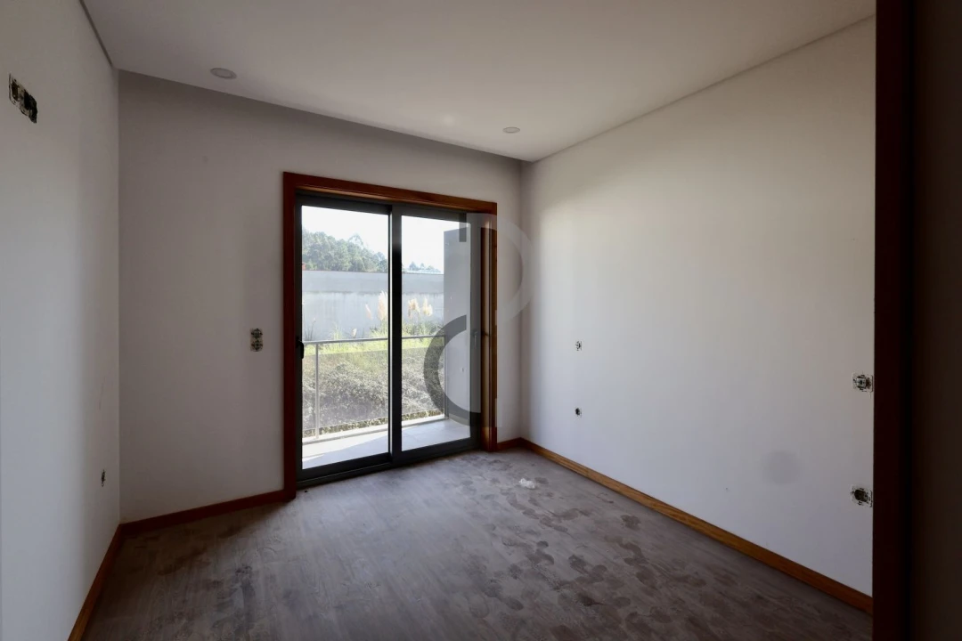 Apartamento T2 para Venda em Nogueira da Regedoura Foto 8