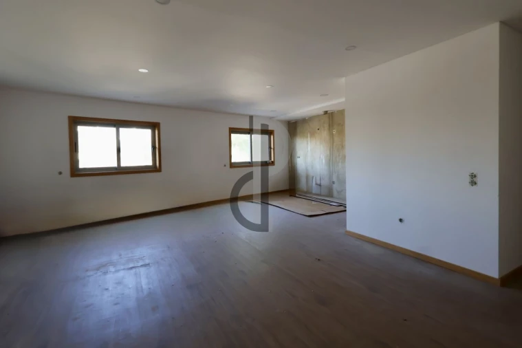 Apartamento T3 para Venda em Nogueira da Regedoura Foto 3