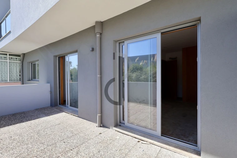 Apartamento T3 para Venda em Nogueira da Regedoura Foto 2