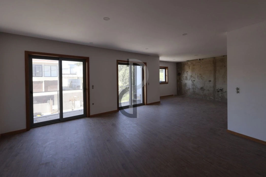 Apartamento T3 para Venda em Nogueira da Regedoura Foto 4