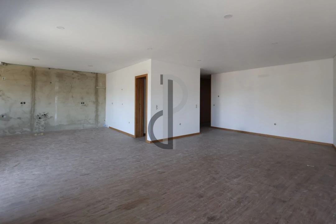 Apartamento T3 para Venda em Nogueira da Regedoura Foto 6