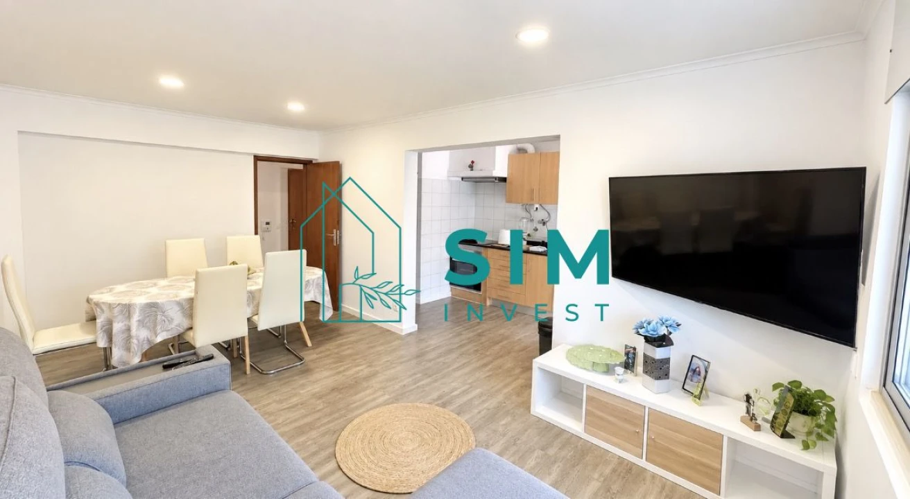 Apartamento T3 para Venda em Faro (Sé e São Pedro) Foto 1