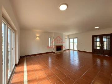 Moradia T3 para Venda em Ericeira