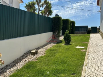 Moradia T3 para Venda em Ericeira