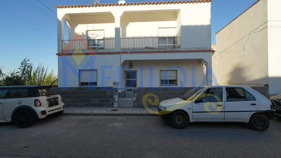 Moradia T5 para Venda em Vila Real de Santo Antonio