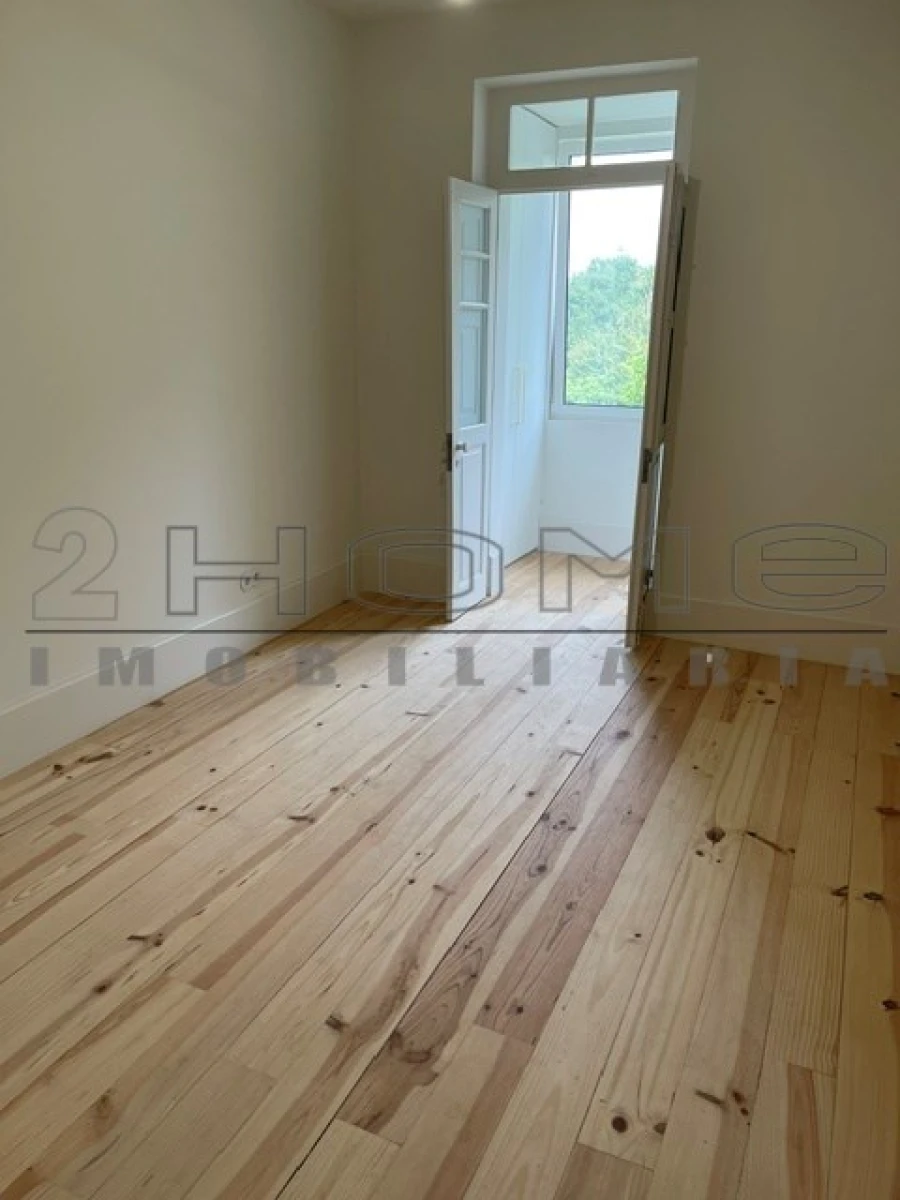 Moradia T2 para Venda em Paranhos Foto 2