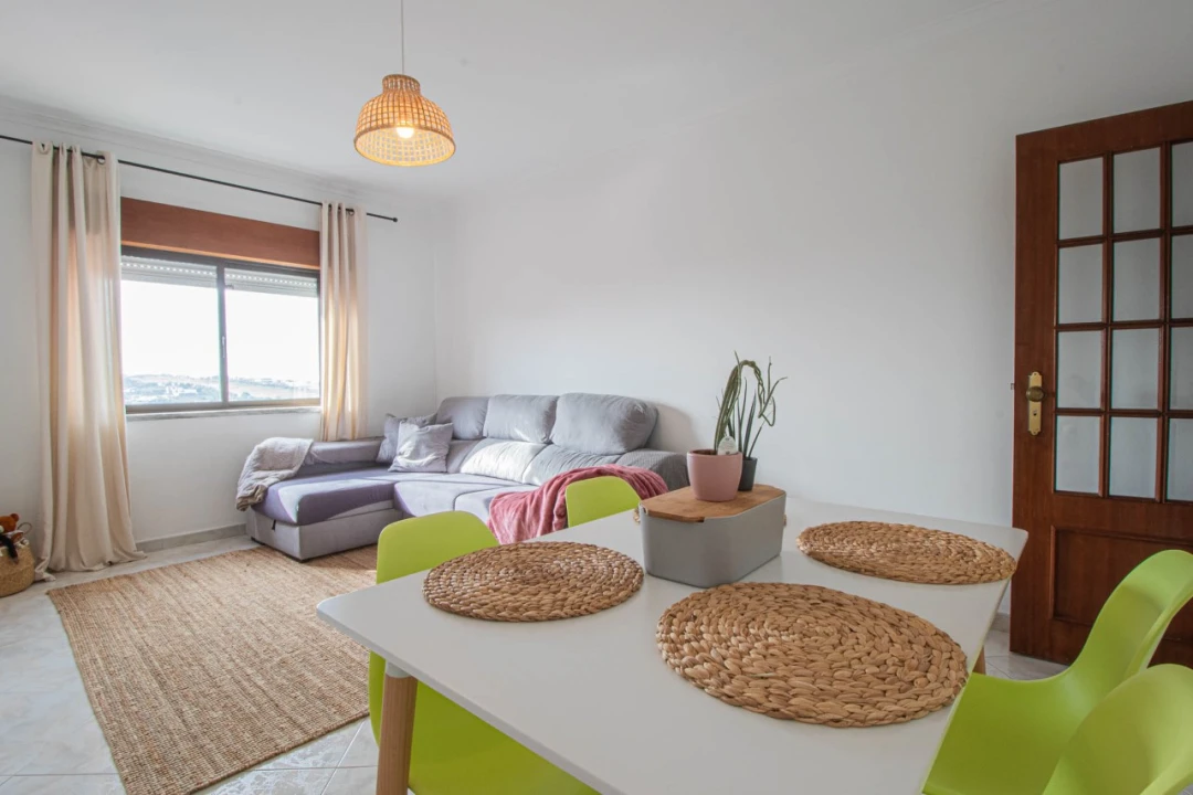 Apartamento T2 para Arrendamento em Cacém e São Marcos Foto 2