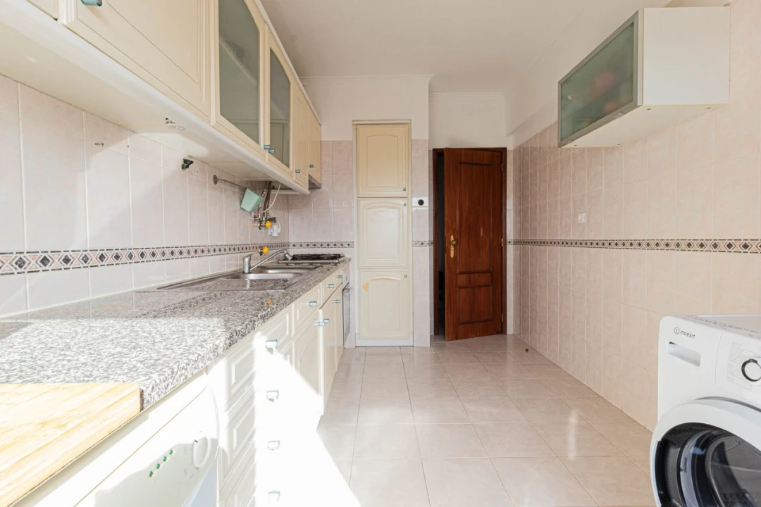 Apartamento T2 para Arrendamento em Cacém e São Marcos Foto 6