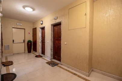Apartamento T2 para Arrendamento em Cacém e São Marcos